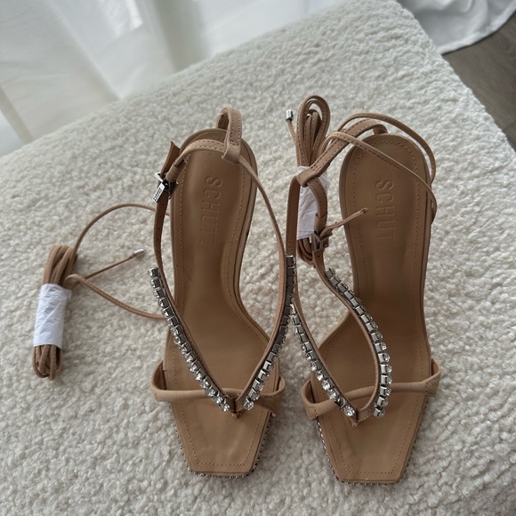 SCHUTZ
Vikki Crystal Embellished High Heel Sandals size 61/2 - Picture 8 of 9